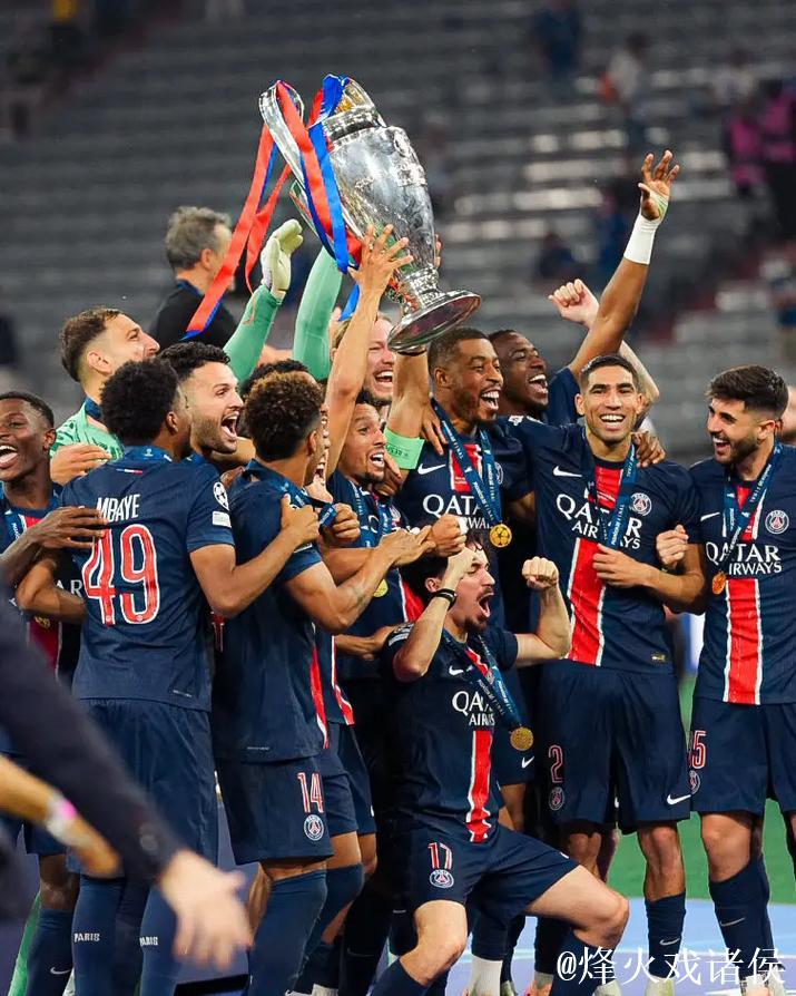 英超榜首+欧冠领跑!夺冠热门碾压德甲冠军 英超榜首+欧冠领跑!夺冠热门碾压德甲冠军